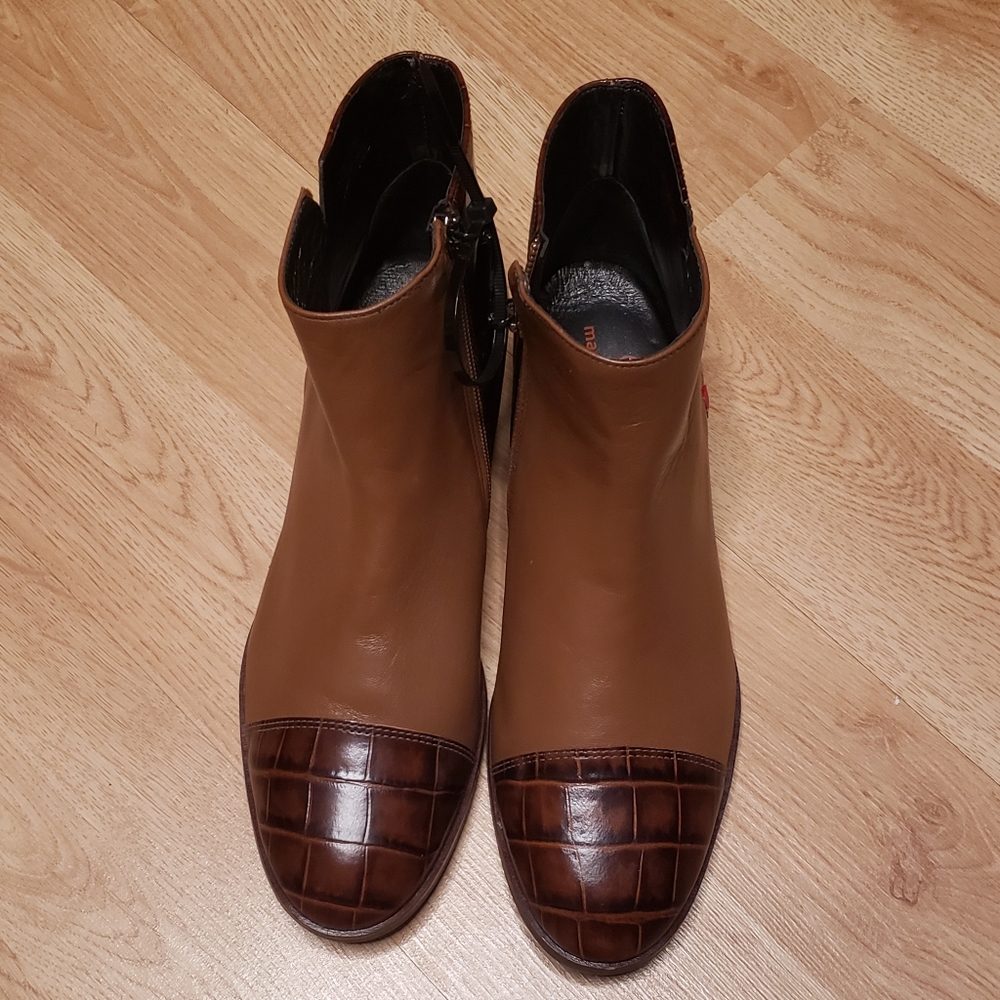 Marc Joseph New York Women's bootie.